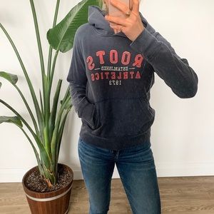 Roots hoodie Size Small